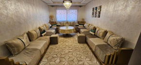 family apartment with swimming pool air conditionning and elevator